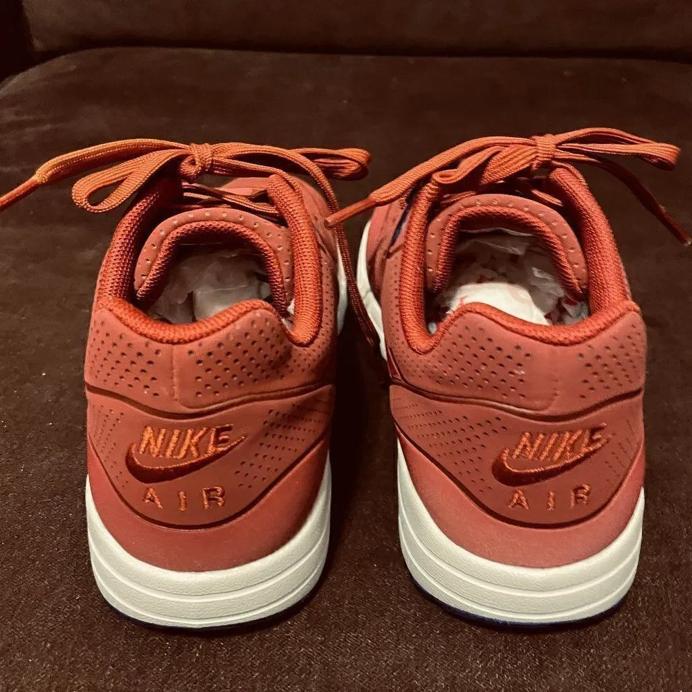 Nike wmns women